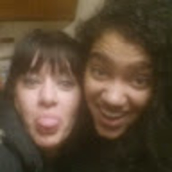 Meet your Posher, Lucretia - Picture 1 of 1